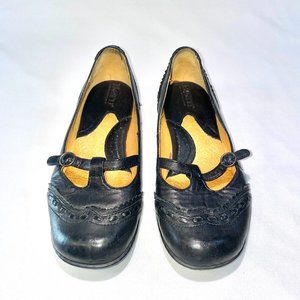 Born Mary Jane T-Strap Wingtip Kitten Heel, Black, Leather, Women's Size 6